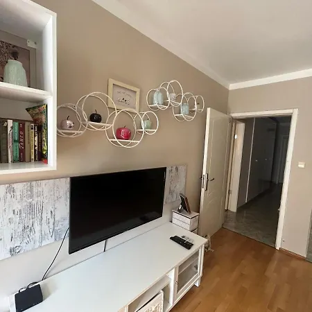 Luxury Ani Апартаменты *